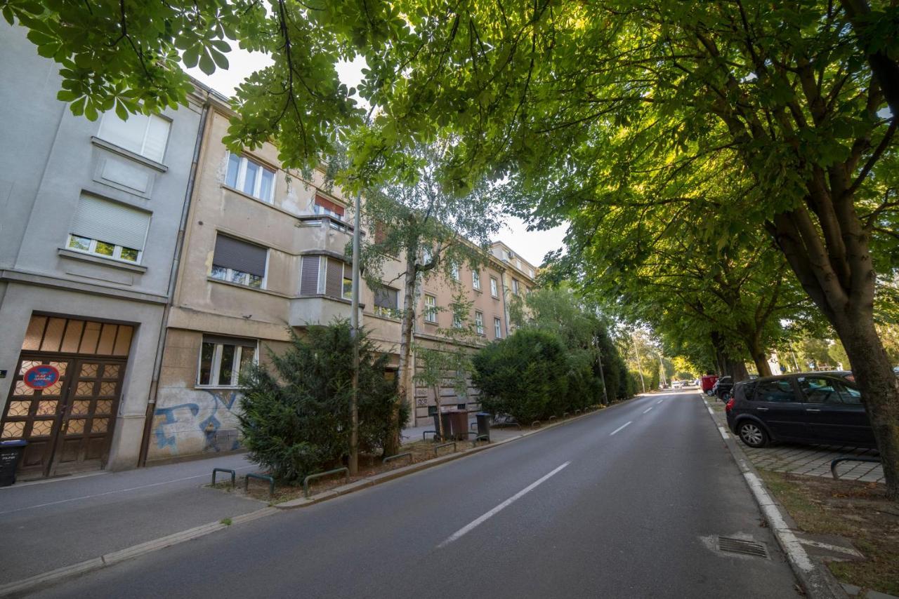 Green Leaf Apartment Zagreb Buitenkant foto