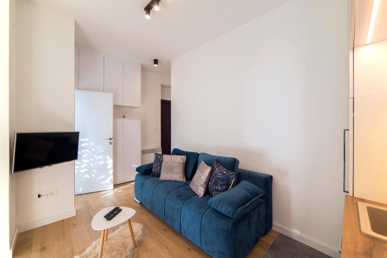 Green Leaf Apartment Zagreb Buitenkant foto